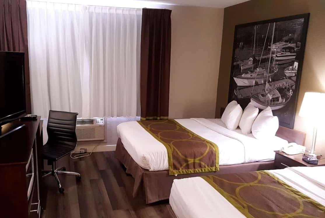 Super 8 By Wyndham Sarnia On Hotell Eksteriør bilde