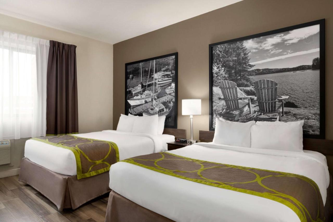 Super 8 By Wyndham Sarnia On Hotell Eksteriør bilde